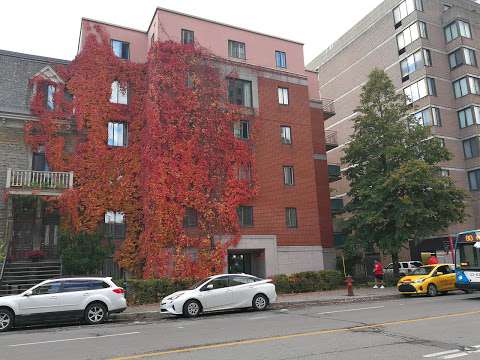 McGill's - New Residence Hall